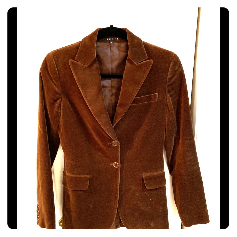 Stunning dark brown velvet blazer by Theory size P